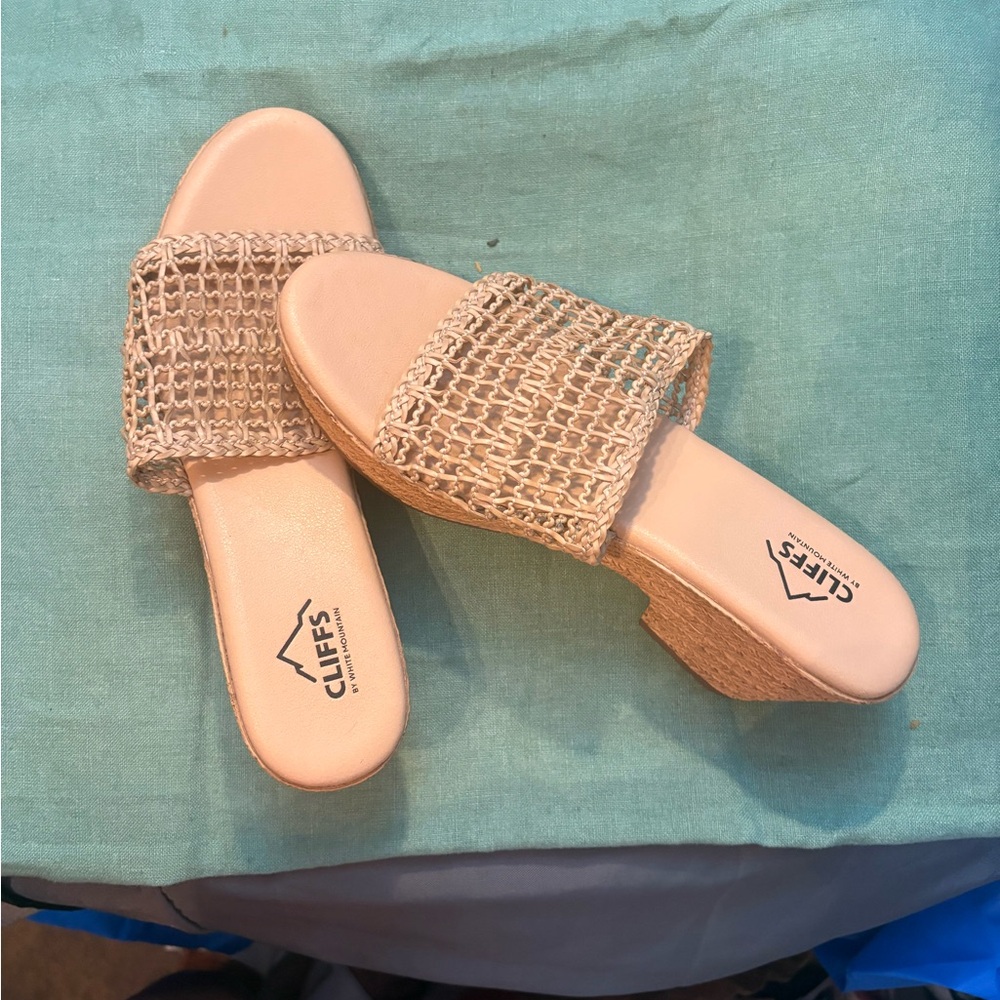 Cliffs Women's Cream Woven Slide Sandals
